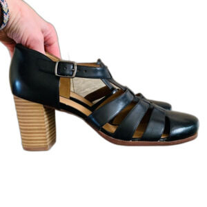 Clarks Artisan Ciera Gull SandalWomen's Black Leather Shoes size 9.5